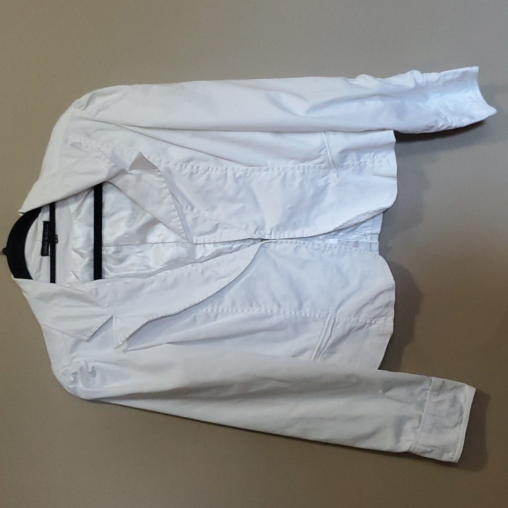 Urban behavior jacket size medium
